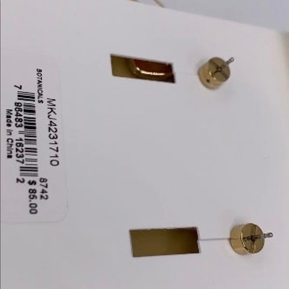 Michael Kors Gold-tone Stone Earrings NWT - Picture 2 of 5